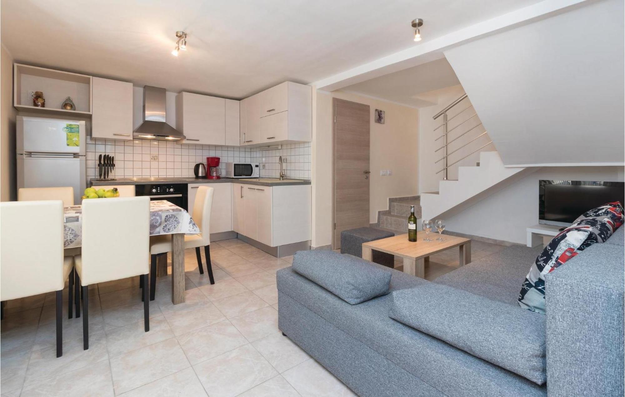 Gorgeous Home In Zadar With Wifi Εξωτερικό φωτογραφία